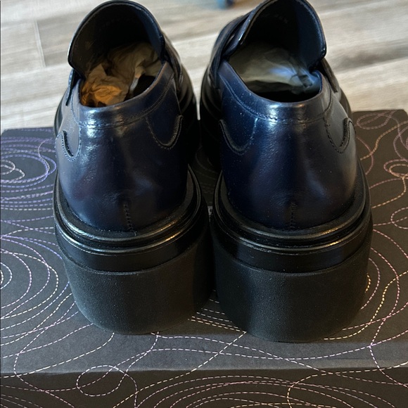 Homers Elegant Navy Leather Loafers 6.5 NWB - Picture 5 of 6